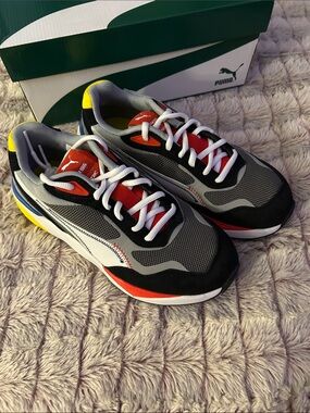 PUMA Kids Rs Metric Lace Up Sneakers  size 4.5 new
